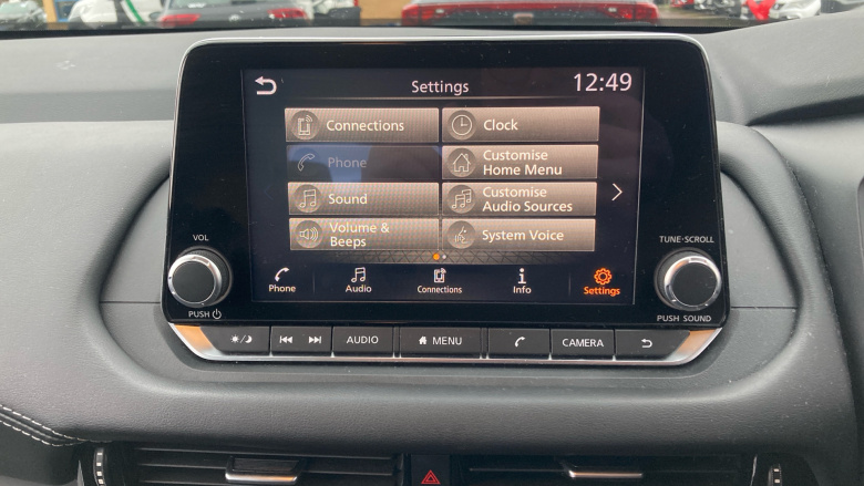 Nissan Qashqai 1.3 DiG-T MH Acenta Premium 5dr Petrol Hatchback